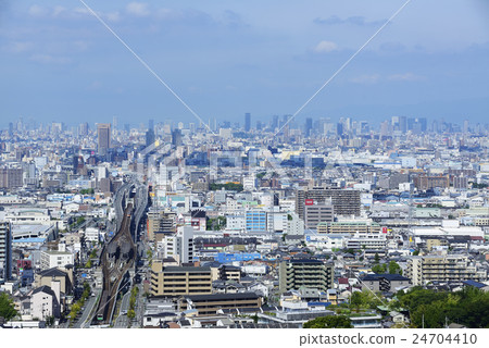 The streets of Osaka plain 24704410
