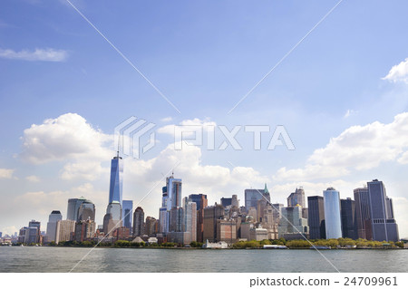 Scenery of Manhattan 24709961
