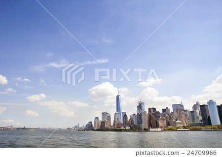Scenery of Manhattan 24709966
