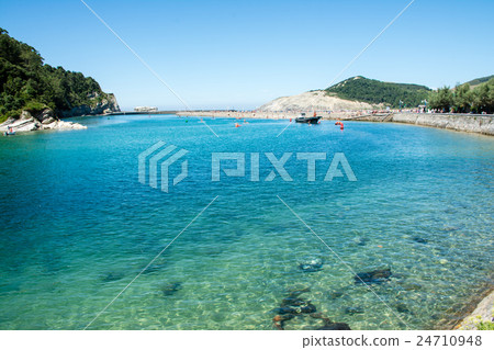 Spain Bilbao Emerald Green Cove by Oyama Spain Bilbao Emerald Green Cove by Oyama 24710948