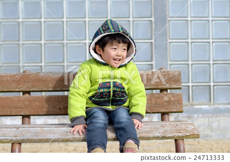 A child A child 24713333