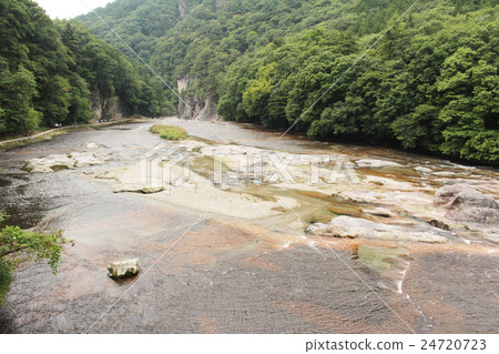 Wataru Valley Wataru Valley 24720723