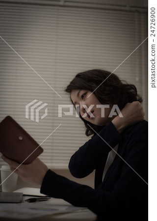 加班工人 加班工人 24726900