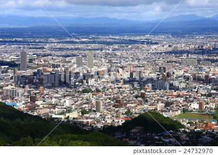 札幌的街道從初秋的Oku Triangan看到 24732970