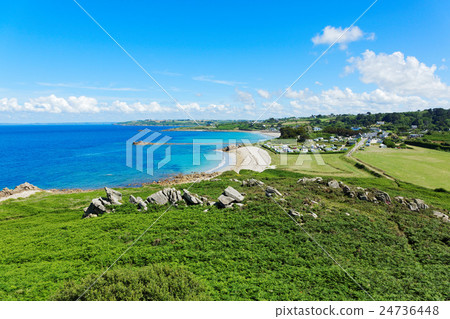 布列塔尼的旅遊目的地Primel·Tregastel的海灘景觀 布列塔尼的旅遊目的地Primel·Tregastel的海灘景觀 24736448