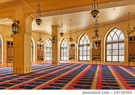 Mohammad Al-Amine Mosque (Lebanon, Beirut) 24738564