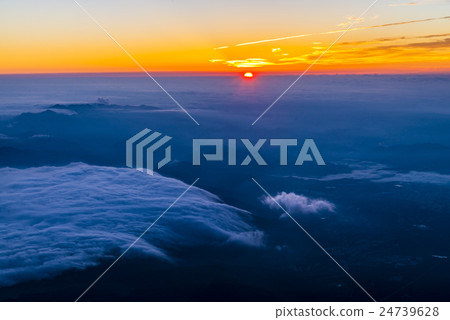 Mount Fuji, clouds and magic light 24739628