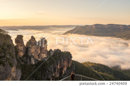 Three sister rock. 24740409