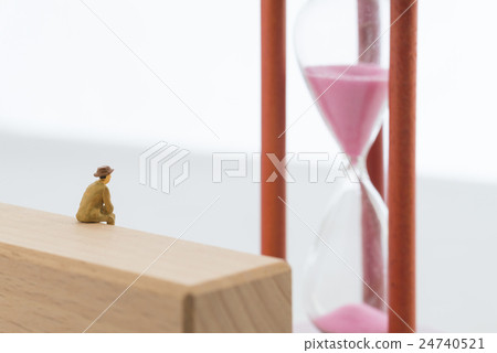沙漏和高級 沙漏和高級 24740521