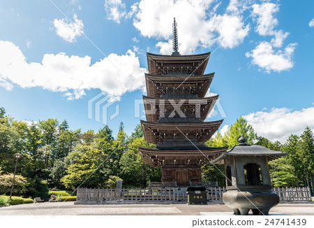 Definition Scenery of Shanxi Temple Definition Scenery of Shanxi Temple 24741439