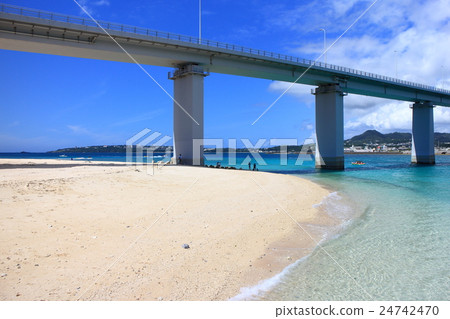Sesoko Island Anti Beach and Sengoku Bridge 24742470