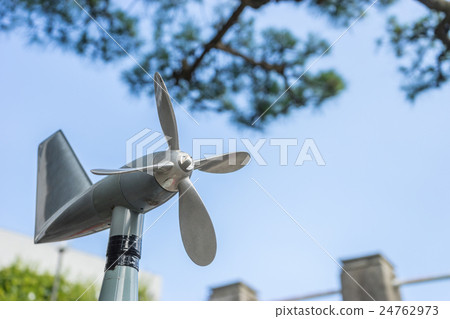 A propeller plane type weather chicken 24762973