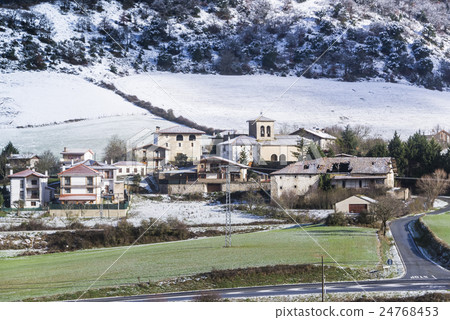 Snow-remaining Spanish outskirts of the suburbs Snow-remaining Spanish outskirts of the suburbs 24768453