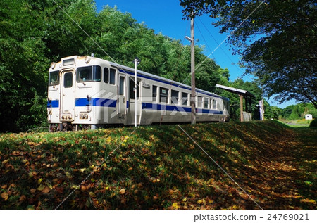 Uninhabited station of Ibusuku Bonsaki line Uninhabited station of Ibusuku Bonsaki line 24769021