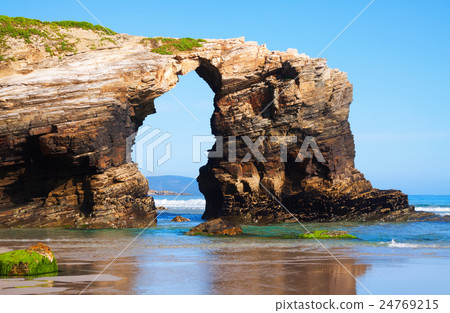Natural arch at As Catedrais beach 24769215