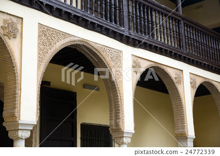 Close up of home of Chapiz (Casa del Chapiz). Granada Close up of home of Chapiz (Casa del Chapiz). Granada 24772339