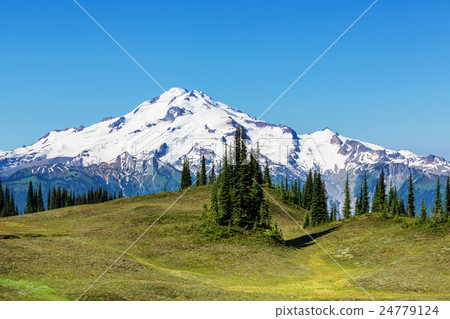 Glacier peak Glacier peak 24779124