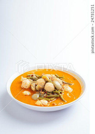 Hot curry with meat ball 24781251