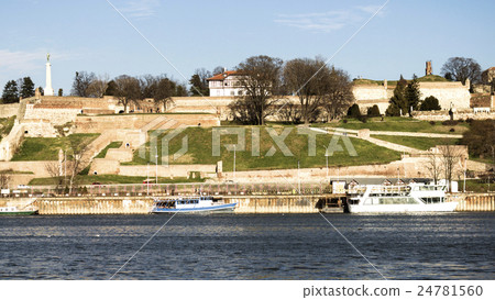 Belgrade Kalemegdan Fortress and river Sava 24781560
