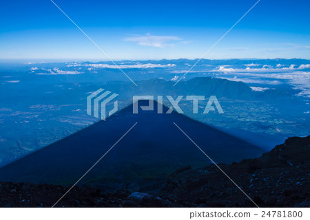 Shadow from Mt. Fuji top Fuji and rear South Alps 24781800