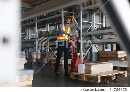 Logistics warehouse image Logistics warehouse image 24784678