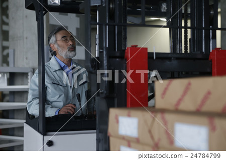 物流倉庫形象 物流倉庫形象 24784799