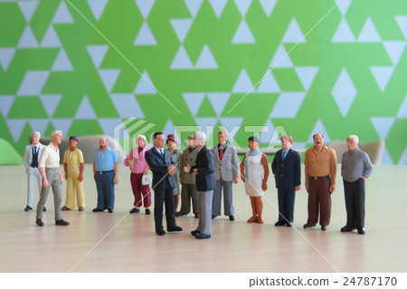 small businessman figure 24787170