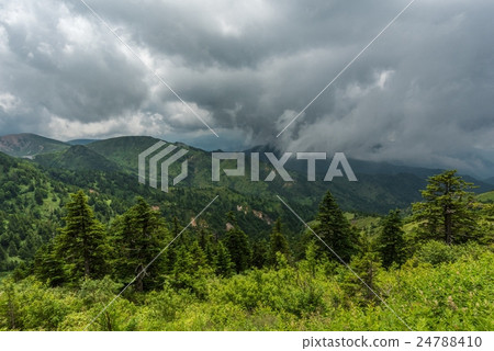 Mountains of bad weather Mountains of bad weather 24788410