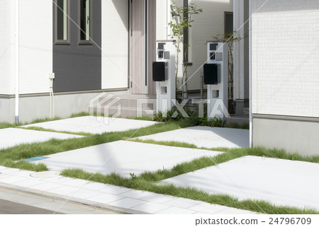 Residential parking space Car space and entrance design groove Drainage Grass planting Residential parking space Car space and entrance design groove Drainage Grass planting 24796709