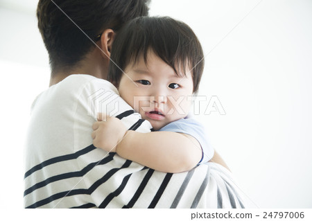 Dad and baby baby Dad and baby baby 24797006