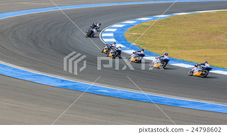 Race track detail 24798602