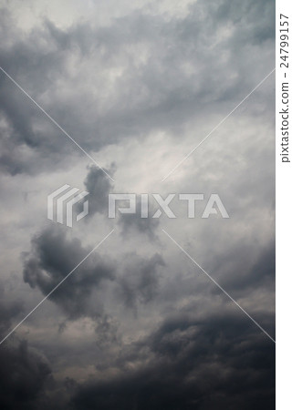 烏雲雨雲 24799157