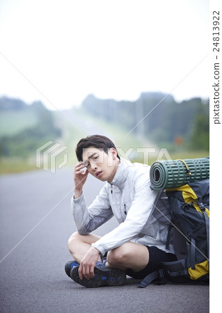 Mountain climbing youth's challenge 24813922