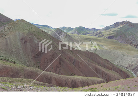horse caravan trek to stok kangri summit 24814057