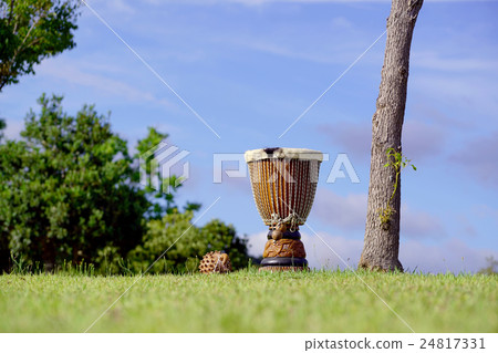Djambe, Shekere and Asarat Djambe, Shekere and Asarat 24817331
