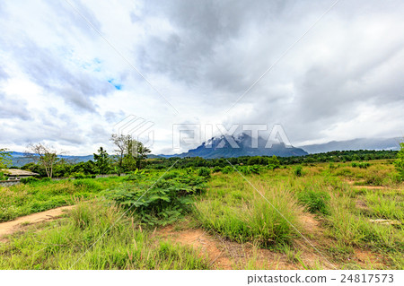 Mountains. Cloudy mountains in northern Thailand Mountains. Cloudy mountains in northern Thailand 24817573