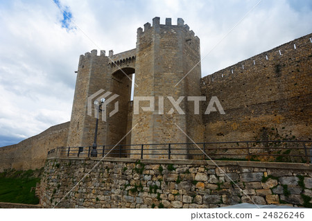 Gate of medieval town walls. Morella 24826246