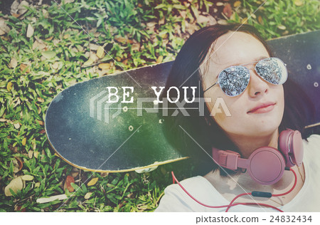 Be Yourself Self Esteem Confidence Optimistic Concept Be Yourself Self Esteem Confidence Optimistic Concept 24832434
