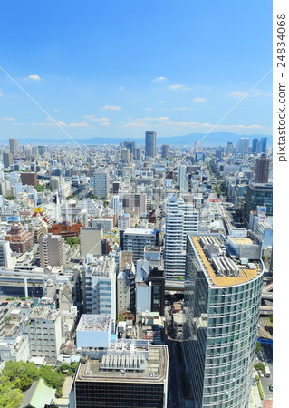 大阪的城市景觀摩天大樓 大阪的城市景觀摩天大樓 24834068