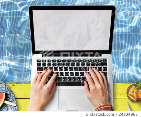 Female Hands Typing Macbook Poolside Concept 24834968