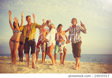 Group of people party on the beach 24835017