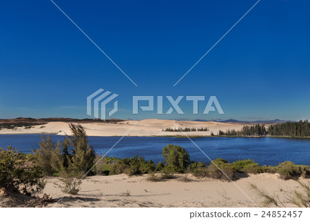 White sand dunes with lake Mui Ne village Vietnam White sand dunes with lake Mui Ne village Vietnam 24852457
