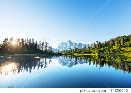 Picture lake 24856440