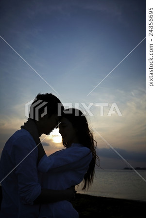love love 24856695