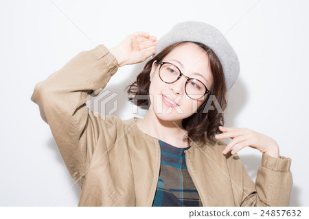 時尚女性 24857632