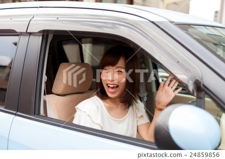 Women's Drive 24859856