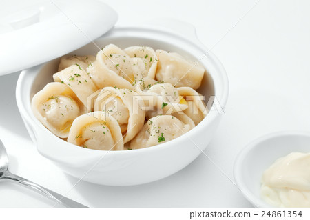 ravioli 24861354