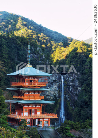 Pagoda of Seiganto-ji Temple at Nachi Katsuura 24862630