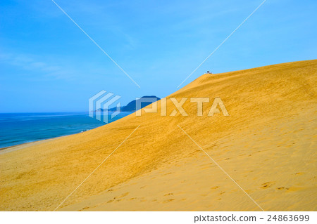 沙丘和海和藍天 24863699