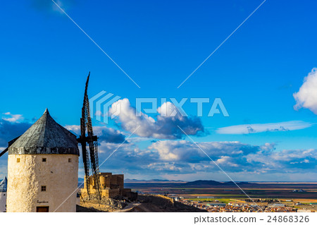[Spain]La Mancha windmill 24868326